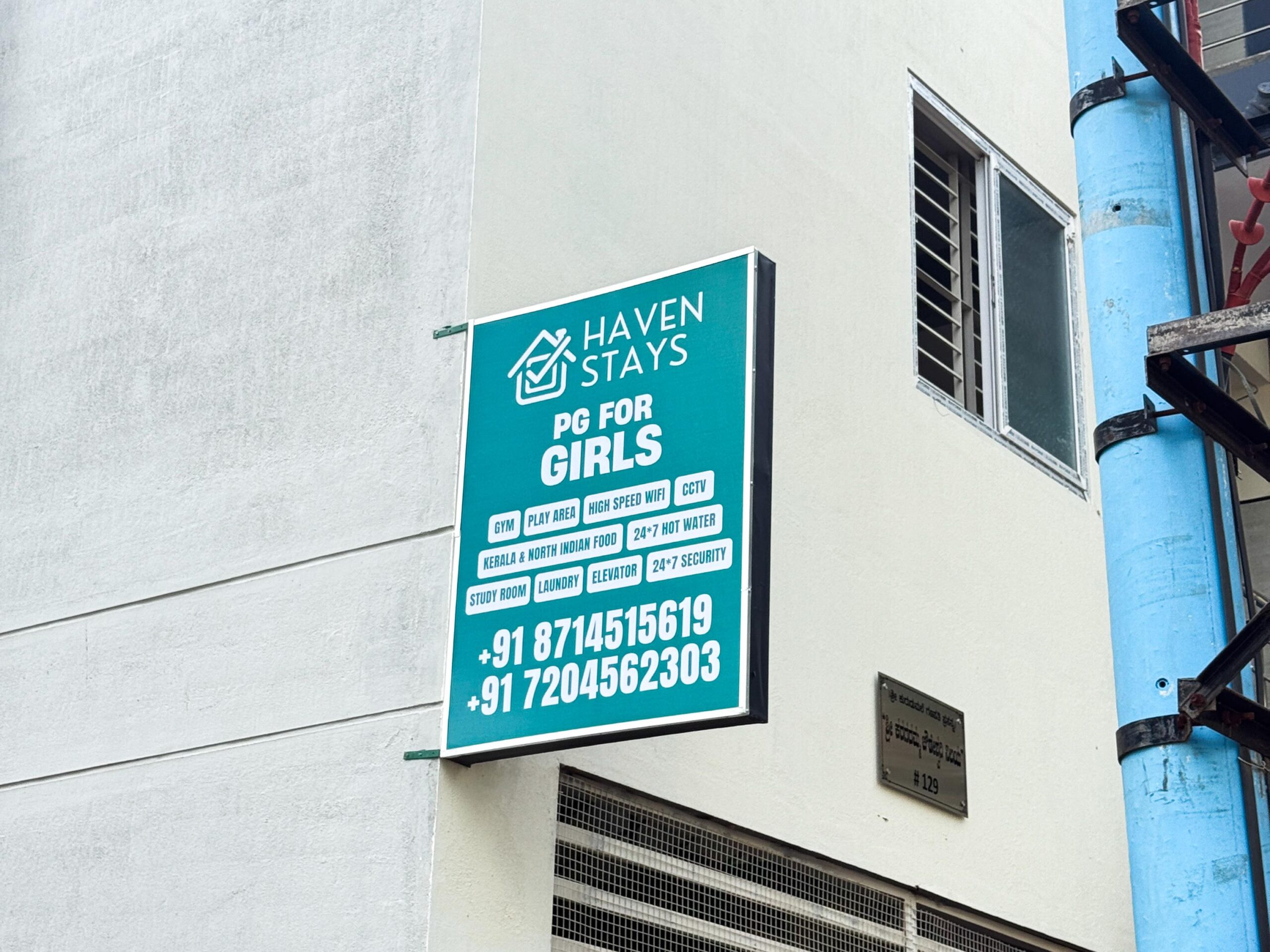 Girls PG Near Acharya Institute